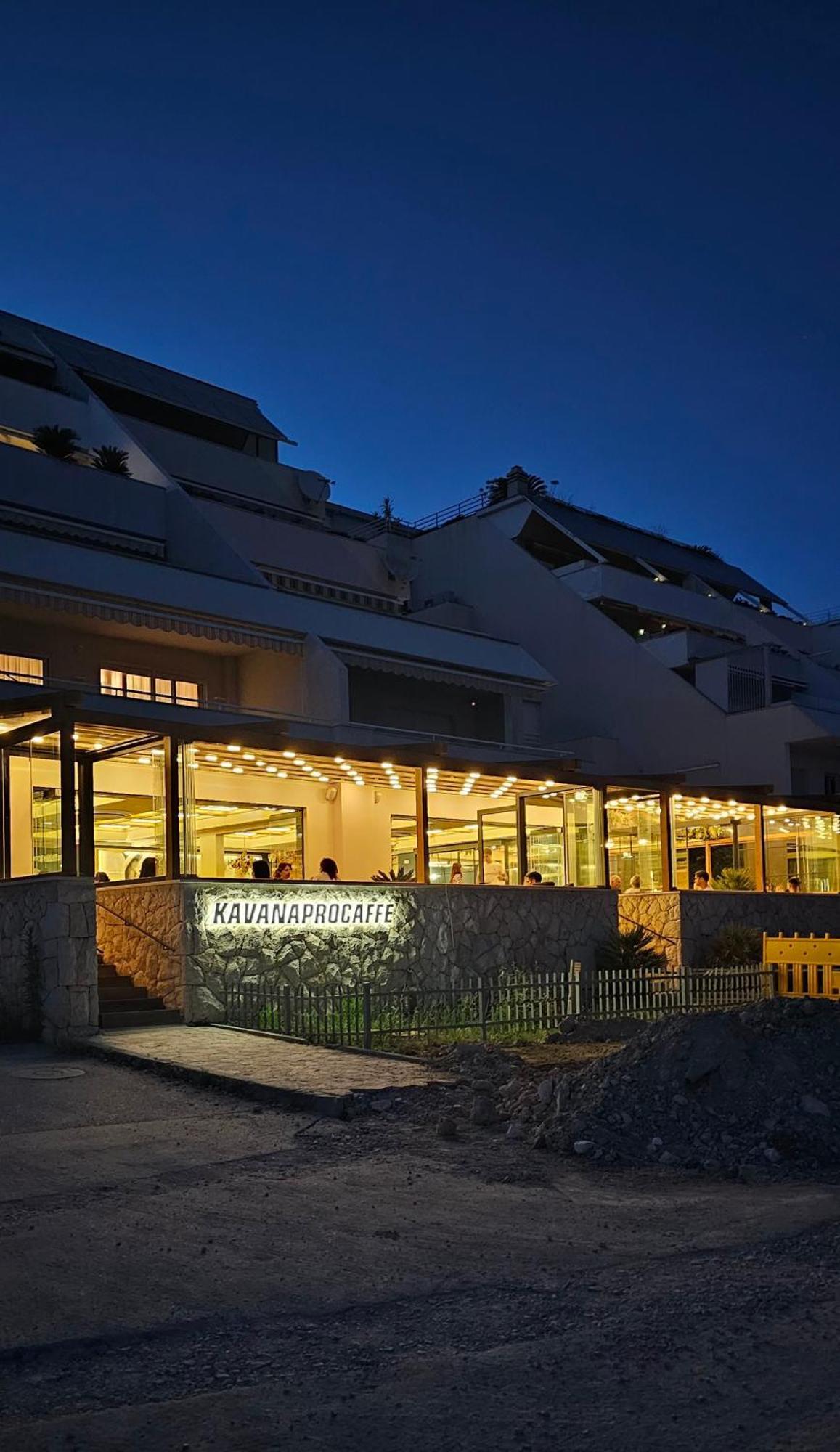 Lägenhet Adela Apartments - Beach Znjan Split Split