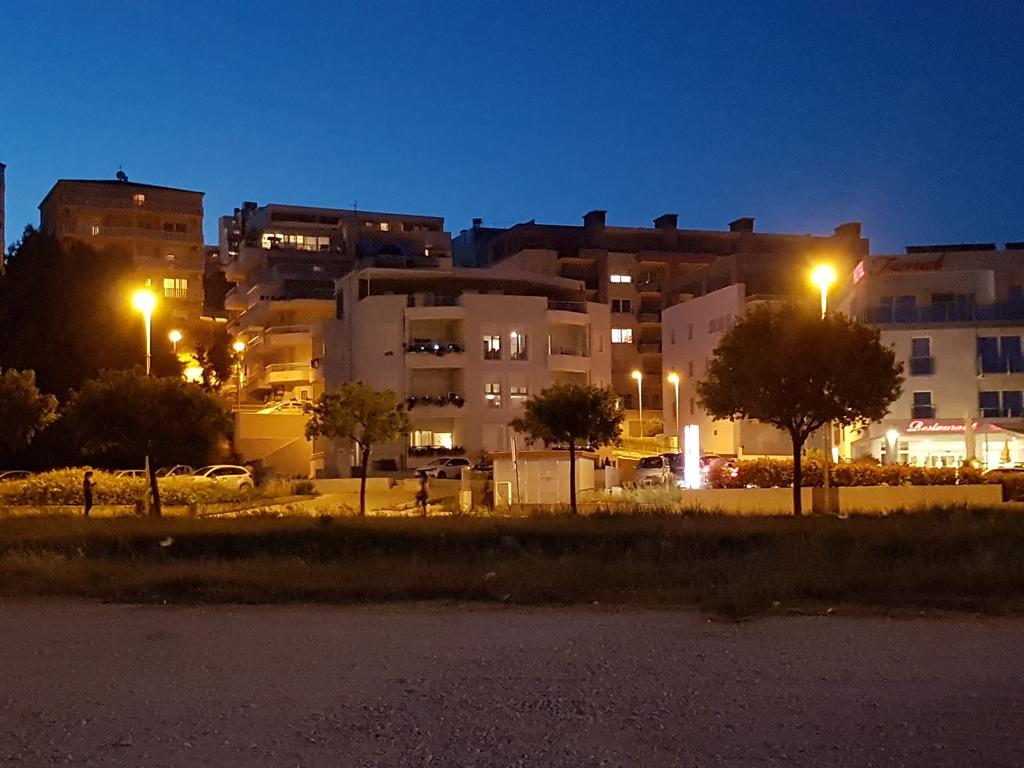 Adela - Znjan