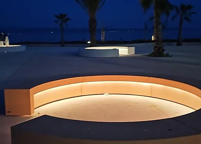 Adela Apartments - Beach Znjan Split